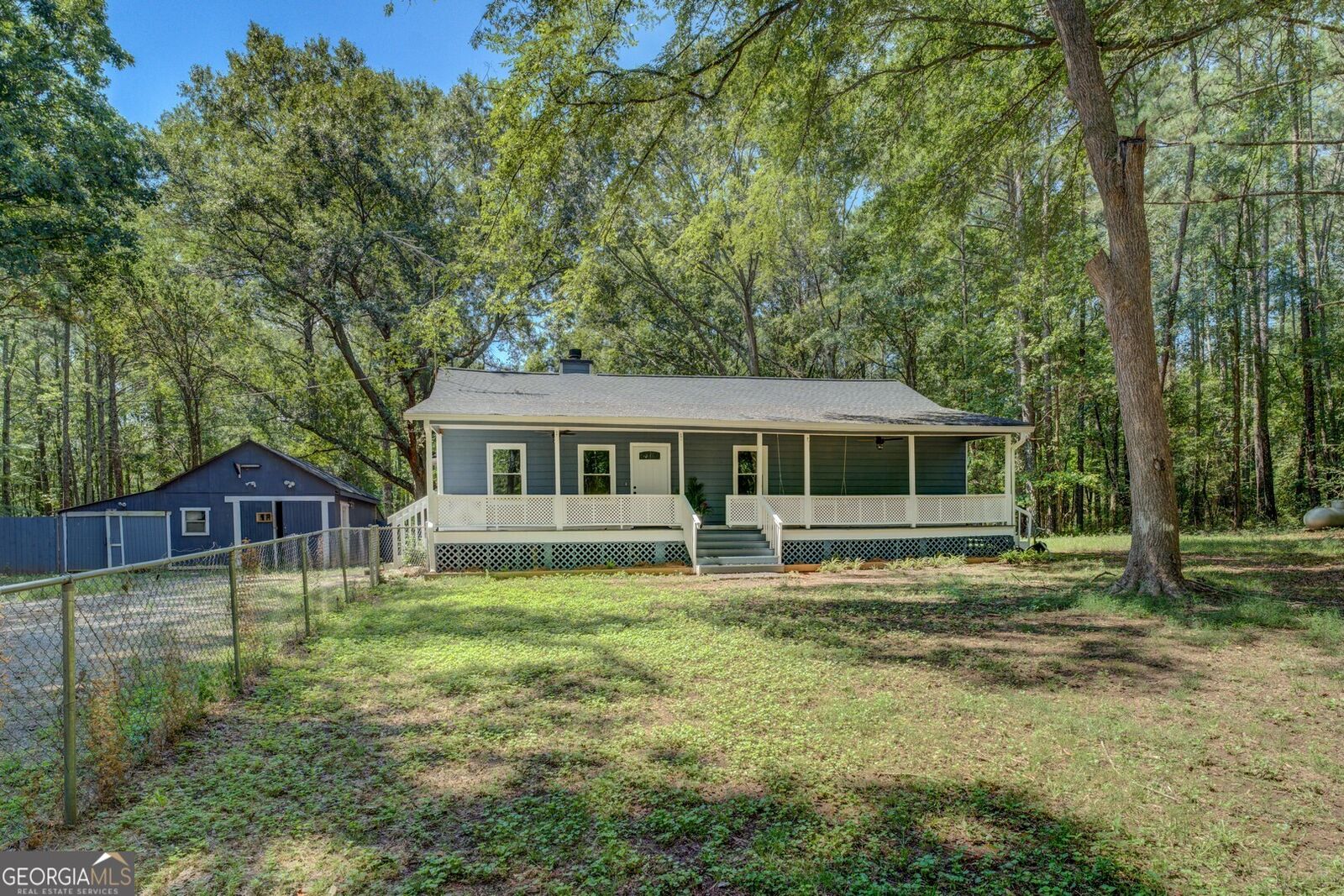 Property Photo: 2733 Pitts Chapel Road GA 30056