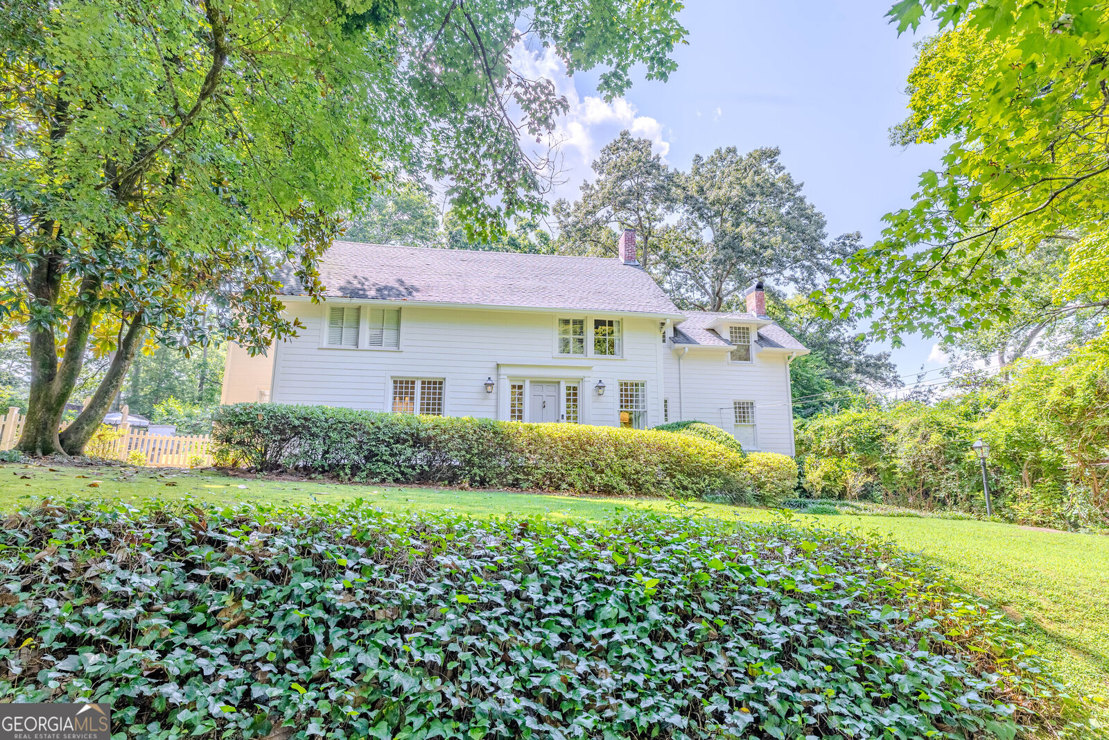 Property Photo: 211 Sherwood Road SW GA 30165