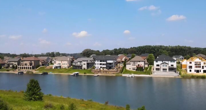 9275 Doubletree Drive  Winfield IN 46307 photo