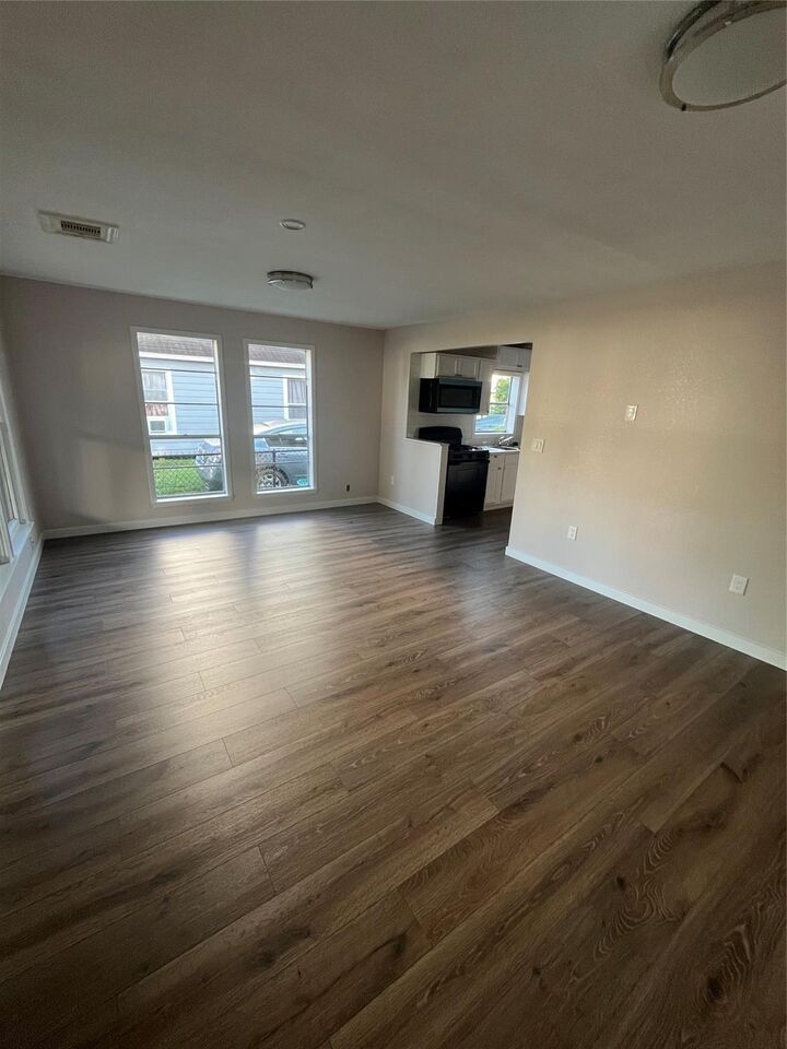 Property Photo:  222 E Adoue Street  TX 77520 