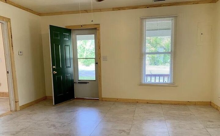 Property Photo:  314 W 9th Street  MO 65251 