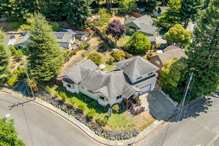 Property Photo:  128 Park Avenue  CA 95525 