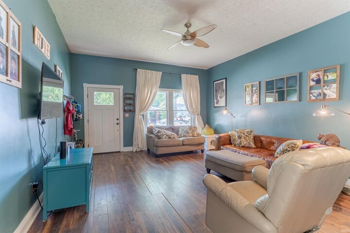 Property Photo:  2029 W Indiana Street  IN 47712-5130 