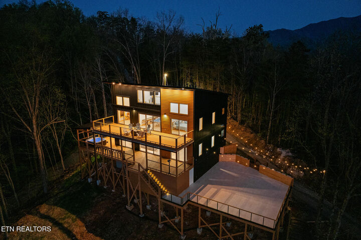 Property Photo: 738 & 742 Smokerise Drive TN 37738