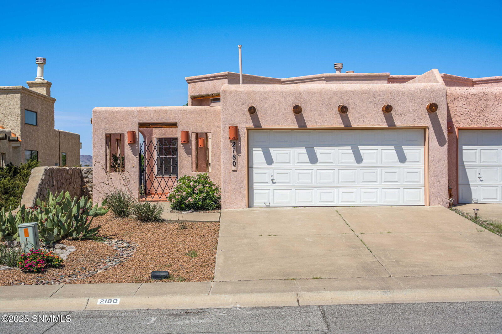 Property Photo:  2180 Stone Pine Drive  NM 88012 