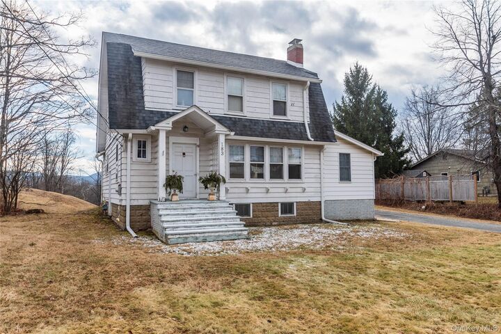 Property Photo:  183 West Street  NY 10990 