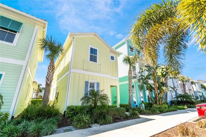 Property Photo:  8008 Sandy Toes Way  FL 34747 