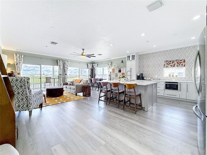 Property Photo:  19817 Gulf Boulevard 609  FL 33785 