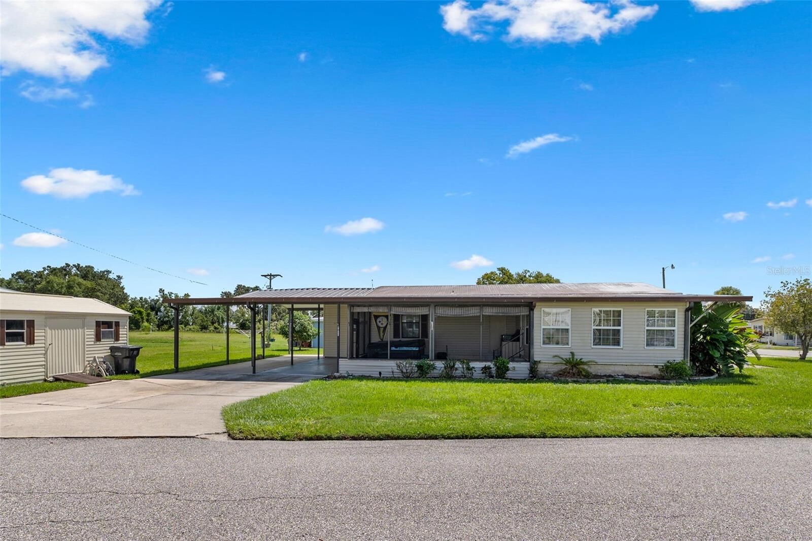 Property Photo:  9180 Lake Point Boulevard  FL 33898 