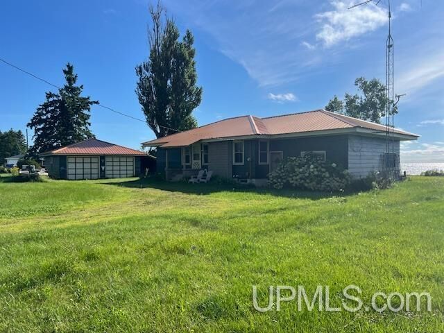 Property Photo:  N10526 M35 Highway  MI 49887 