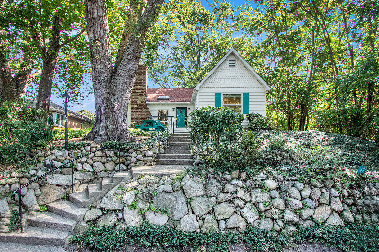 Property Photo: 89 East Court MI 49117