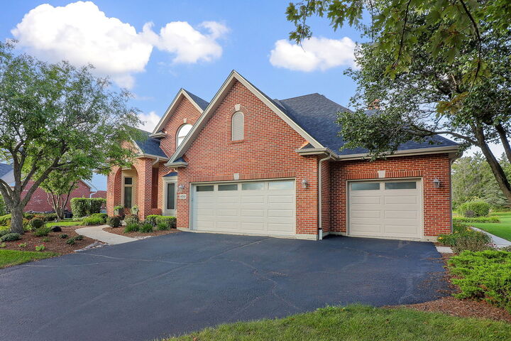 Property Photo: 14061 Persimmon Drive IL 60467