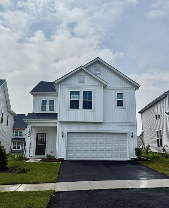 2547 Tailshot Road  Naperville IL 60564 photo