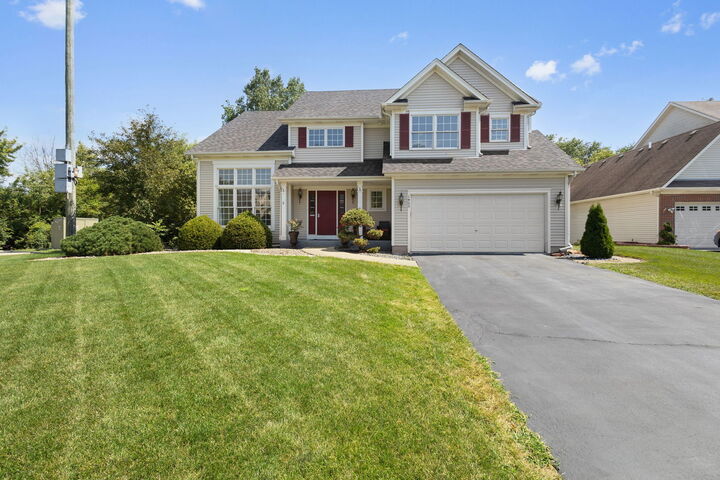 Property Photo:  1405 Prairie Crossing Drive  IL 60185 