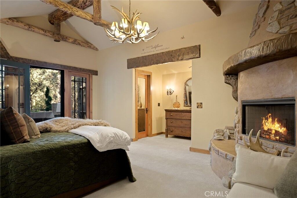 Property Photo:  910 Crest Fern Drive  CA 92352 