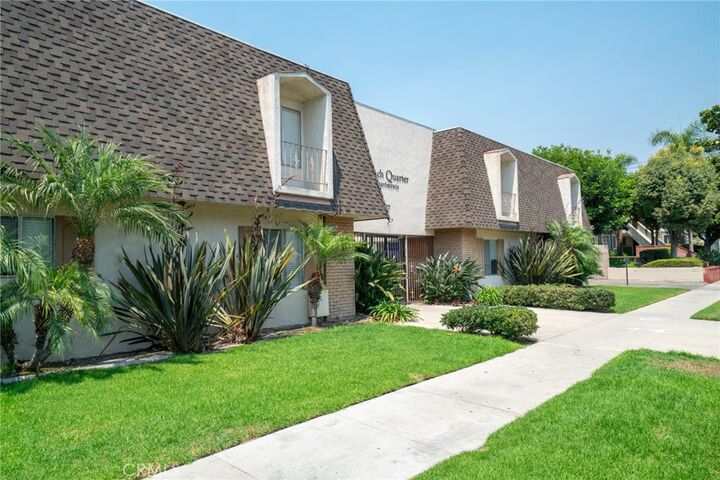 Property Photo:  927 S Webster Avenue  CA 92804 