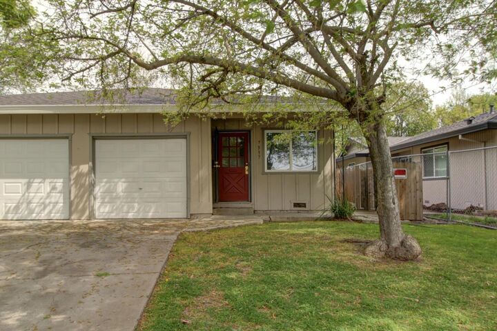 Property Photo: 7335 Arleta Court CA 95823