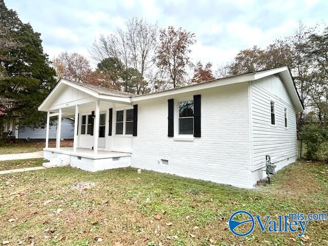 Property Photo:  2410 Halmac Drive  AL 35810 