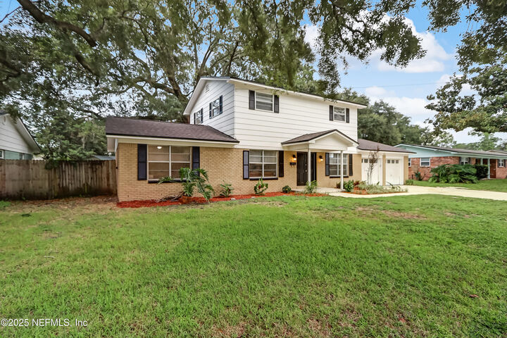 Property Photo:  8837 Runnymeade Road  FL 32257 