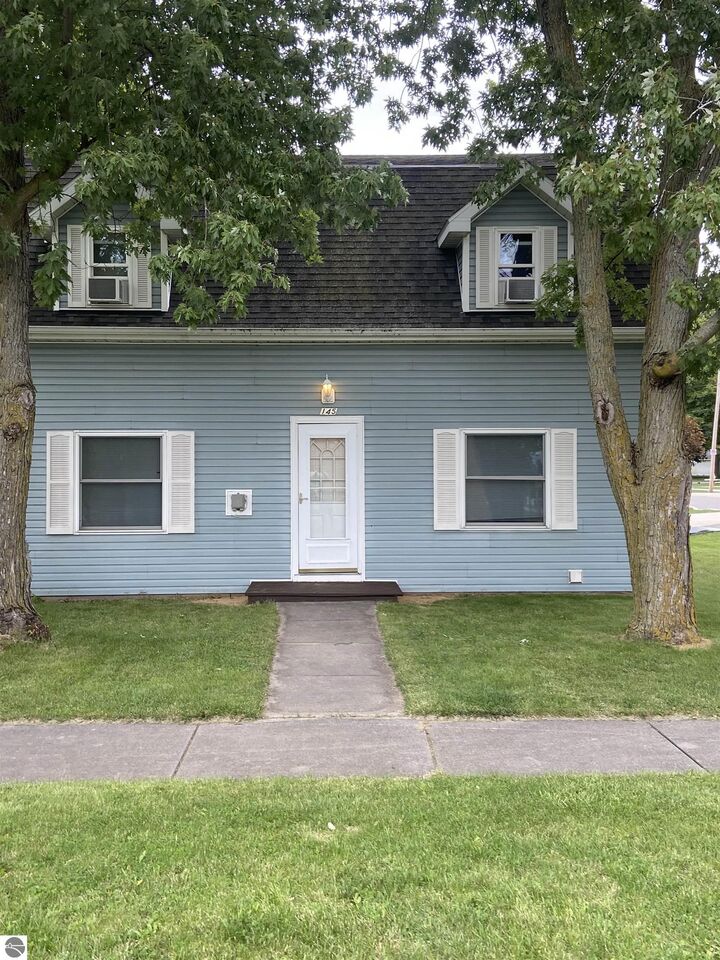 145 S Johnson Street  Merrill MI 48637 photo