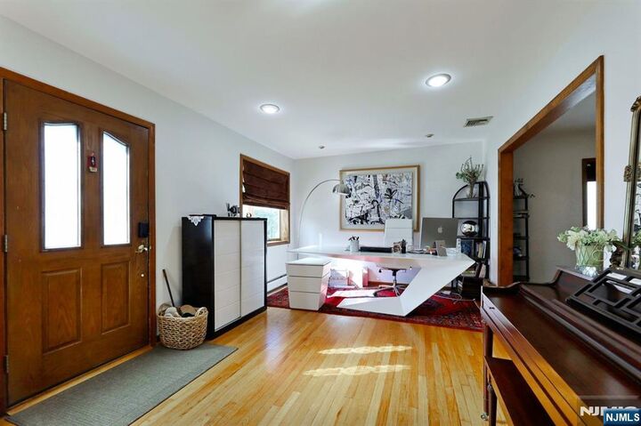 Property Photo:  317 Hillcrest Avenue  NJ 07075 