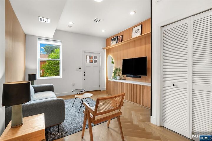 Property Photo: 18 1/2 Highland NJ 07306