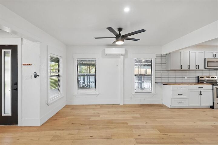 Property Photo:  1506 N Waddill Street  TX 75069 