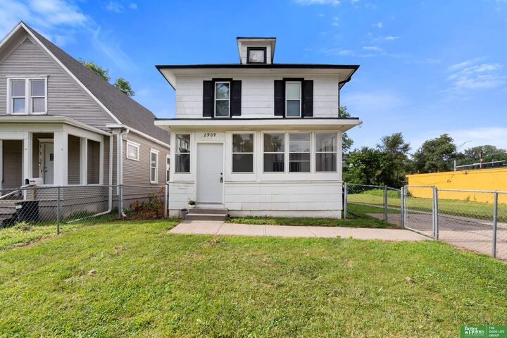 Property Photo:  2909 Bristol Street  NE 68111 