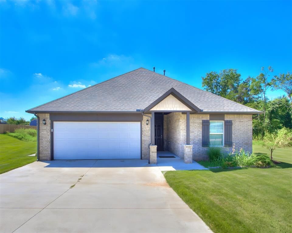 Property Photo:  9749 Livingston Road  OK 73025 