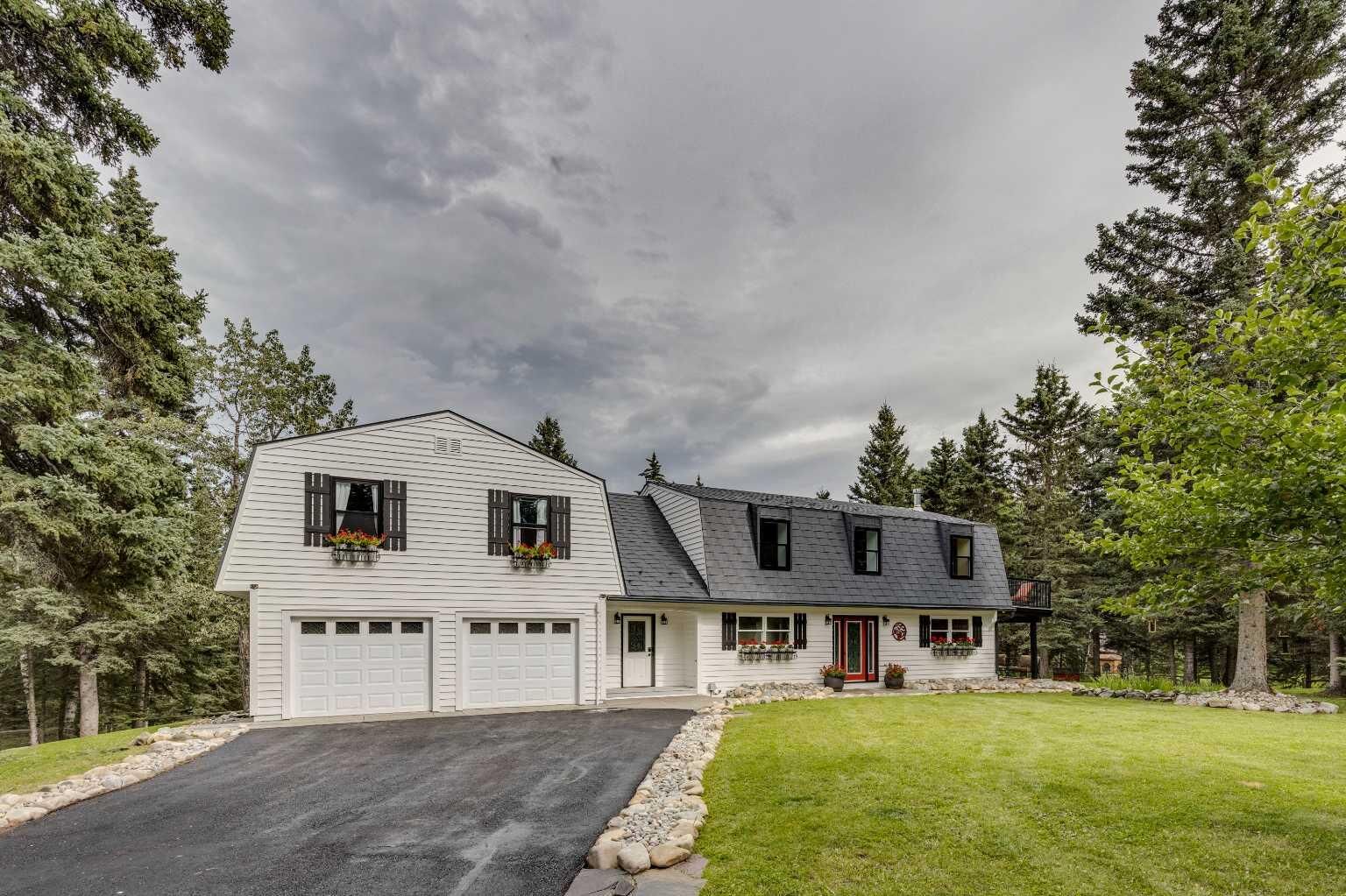 Property Photo:  206056 Highway 762  AB T0L 0K0 