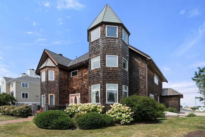 Property Photo: 4 Harborview MA 02045