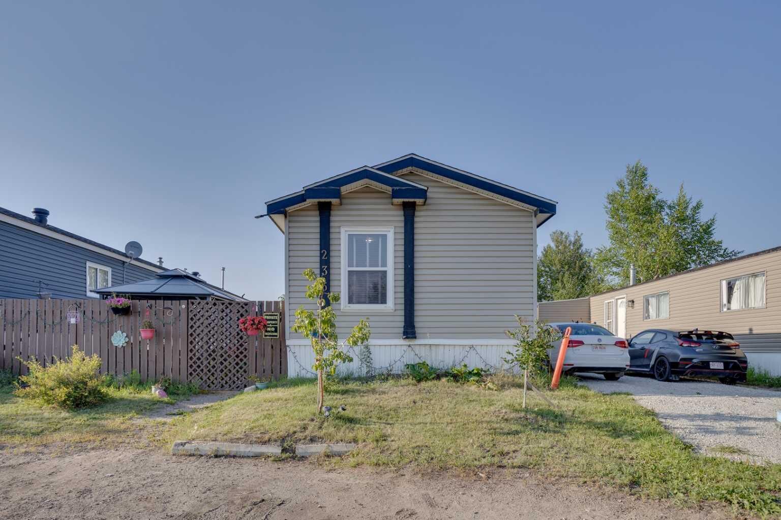 Property Photo:  236 Greely Road  AB T9H 3Y6 