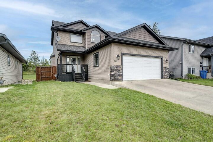Property Photo: 66 Jaspar Crescent AB T4P 0E2