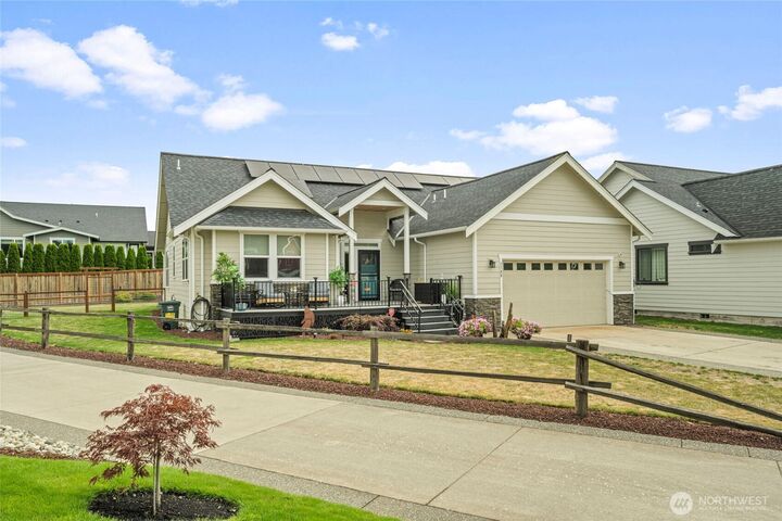 Property Photo:  2780  Jenjar Avenue  WA 98248 