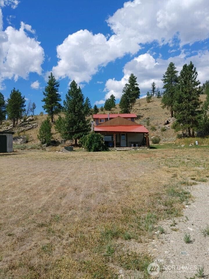 Property Photo: 83 E Cayuse Mountain Road WA 98855