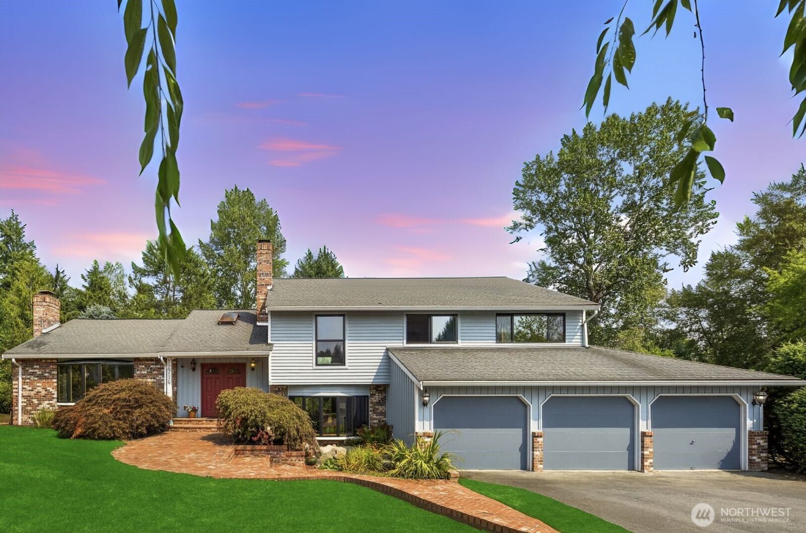 Property Photo:  12714  181st Avenue NE  WA 98052 