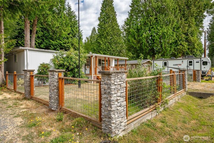 Property Photo:  5012  Fir Street  WA 98230 