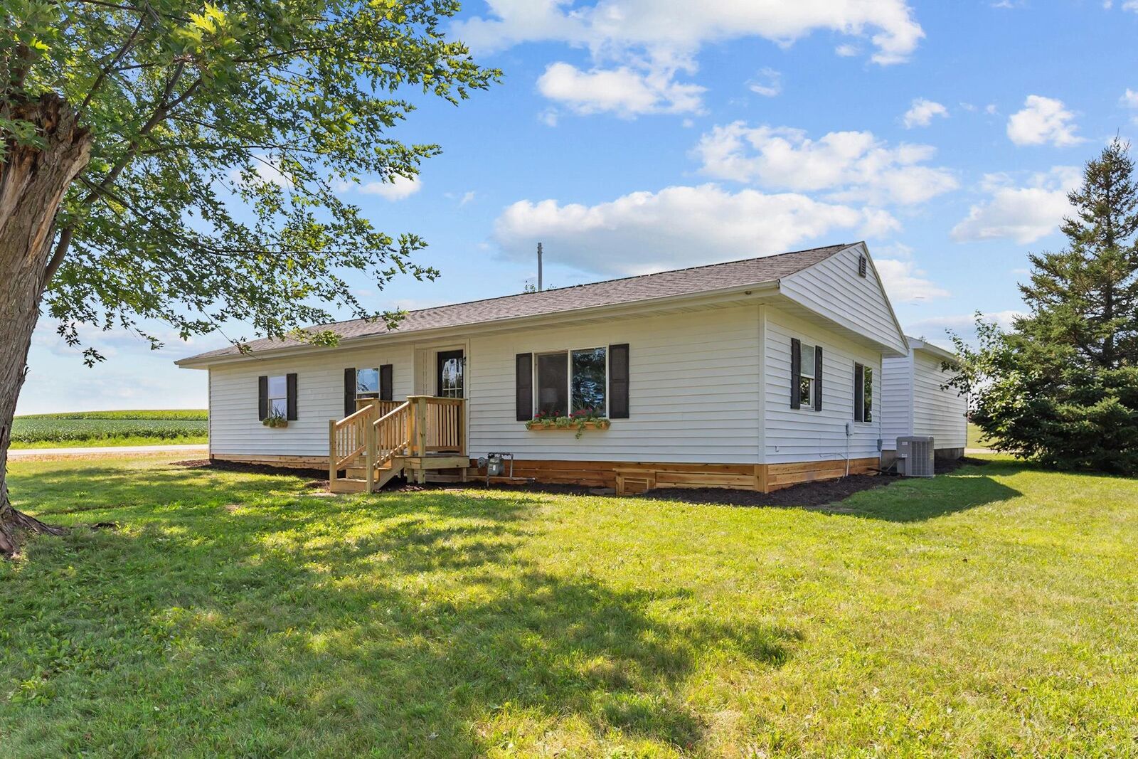 Property Photo:  1 Ginger Court  WI 54929 