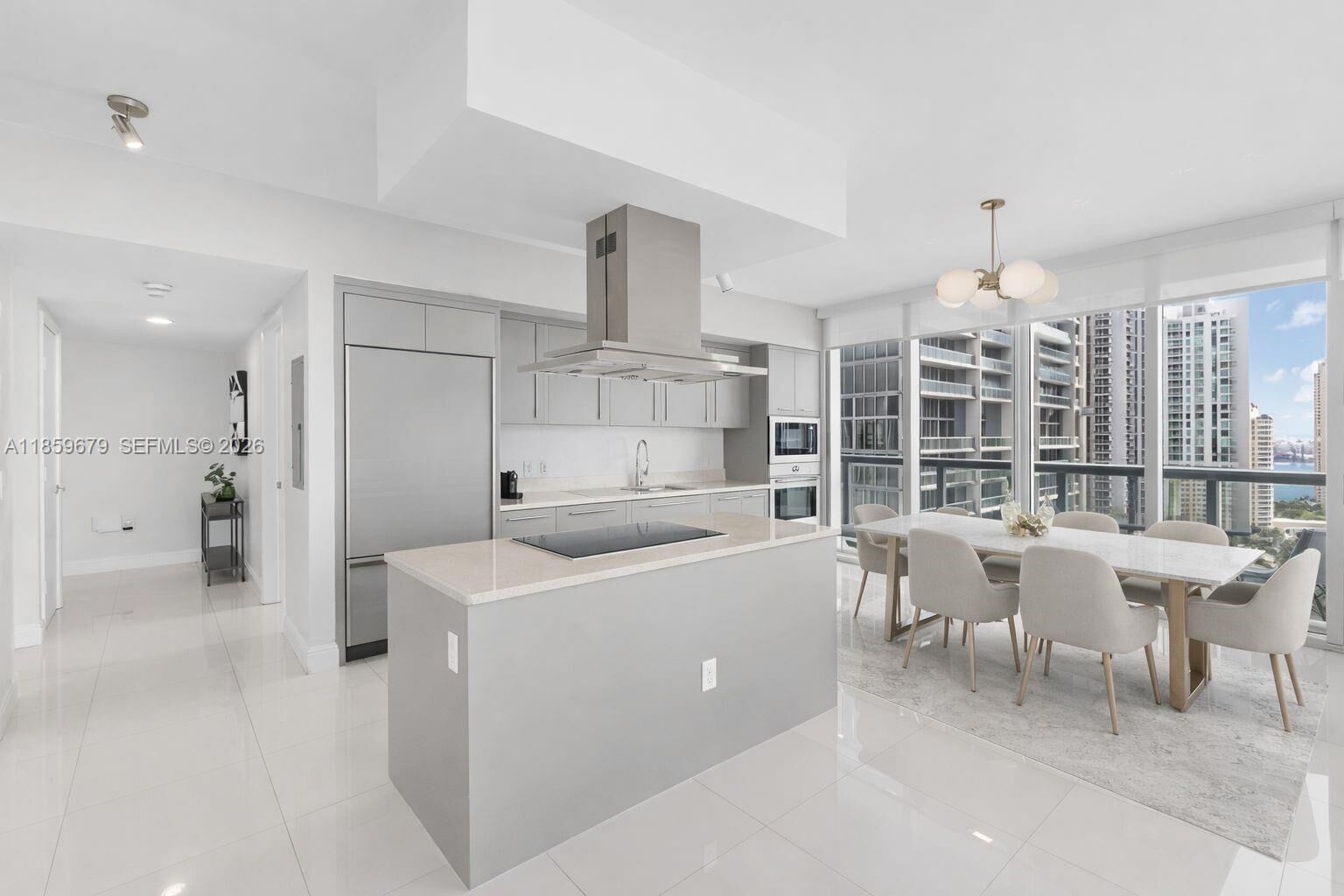 Property Photo:  485 Brickell Ave 2210  FL 33131 