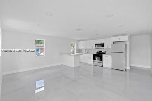 Property Photo: 655 SW 5th St FL 33030
