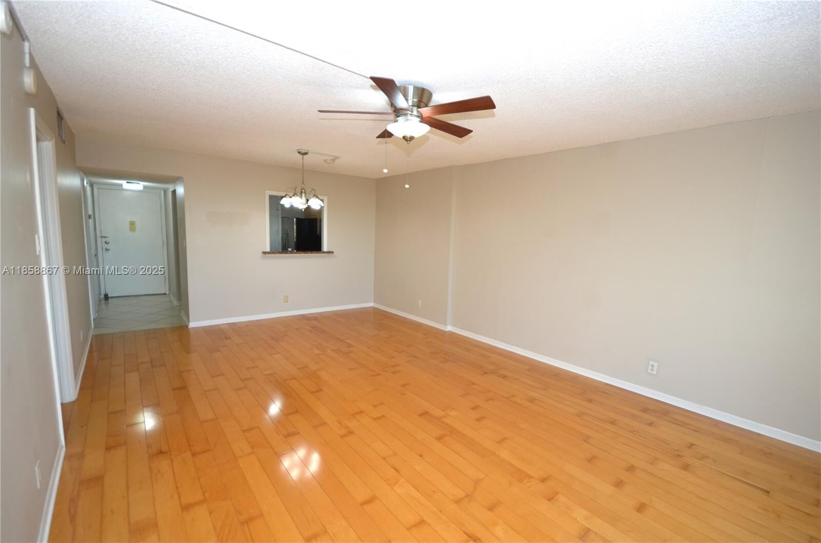 Property Photo:  404 NW 68th Ave 502  FL 33317 
