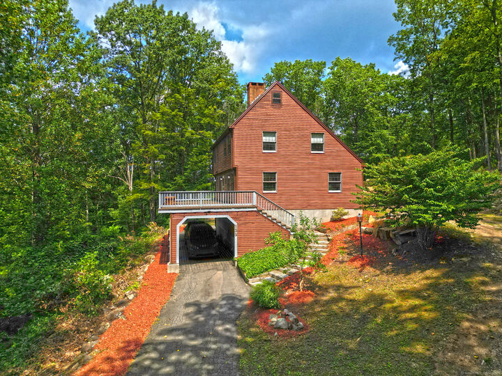135 Gaylord Mountain Road  Bethany CT 06524 photo