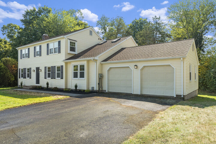 Property Photo: 50 Heritage Drive CT 06410
