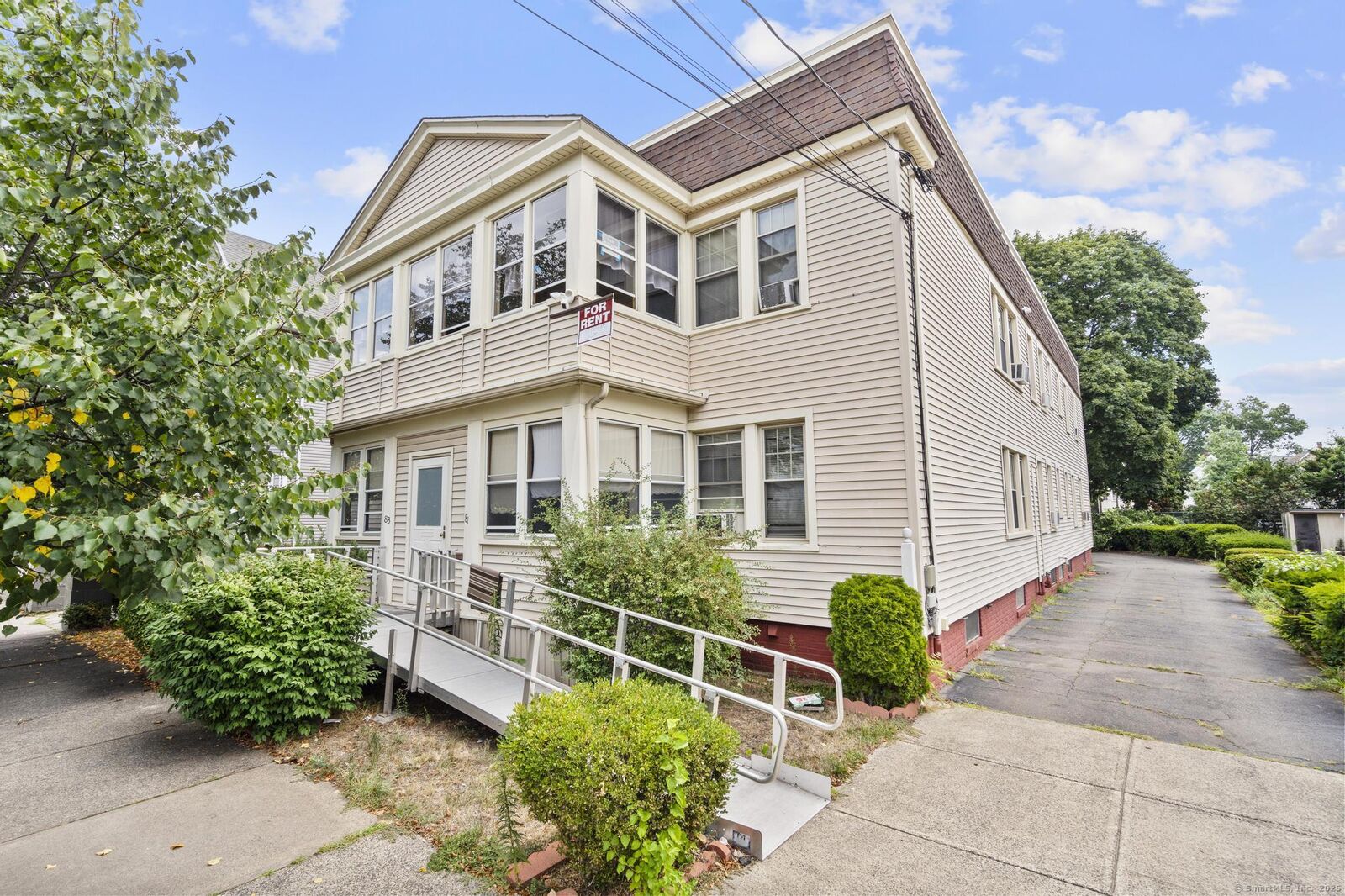 Property Photo: 81 Plymouth Street CT 06519