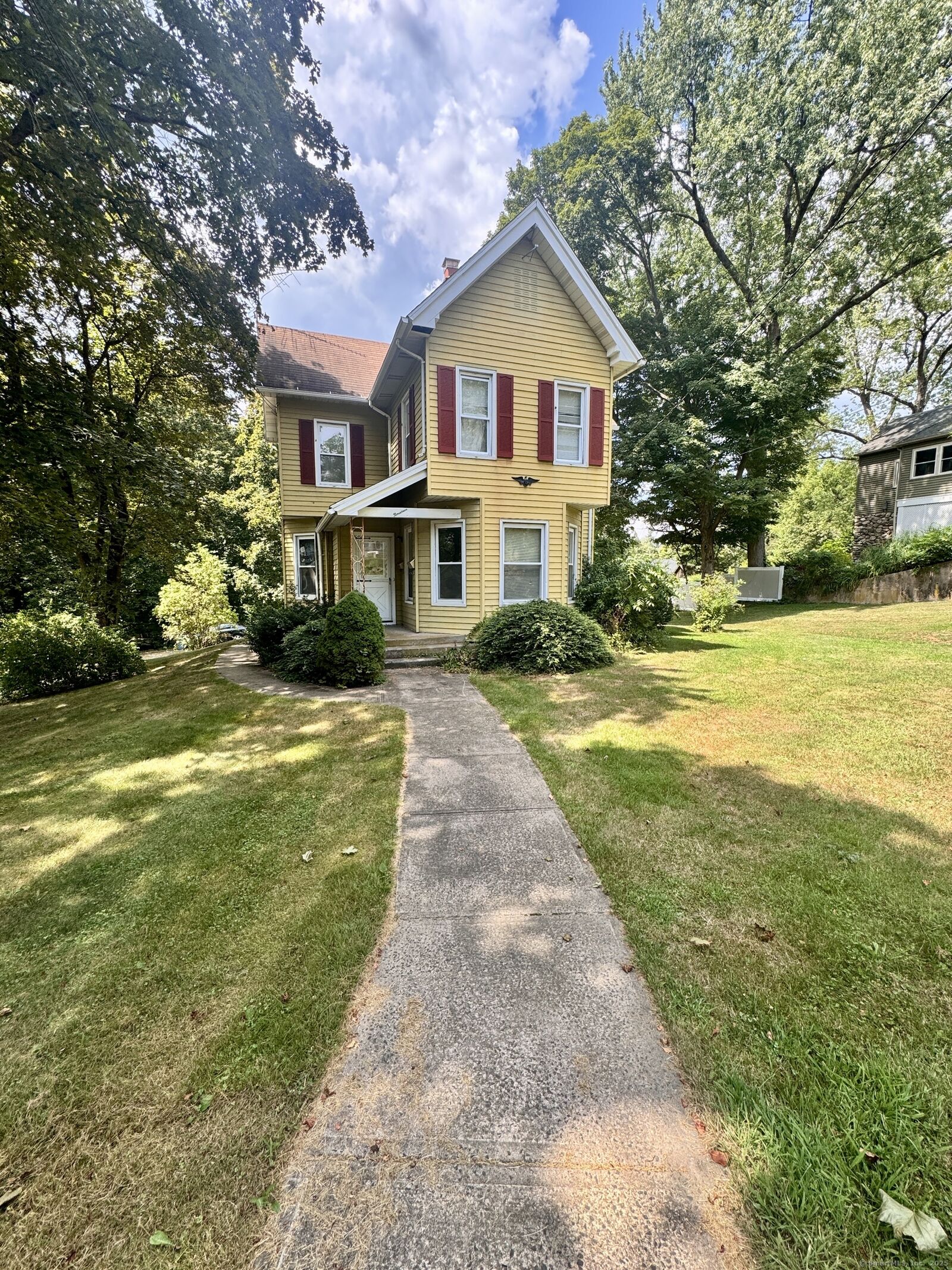 Property Photo:  19 High Street  CT 06786 