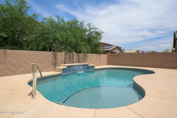Property Photo: 12729 E Quail Wash Canyon Lane AZ 85641
