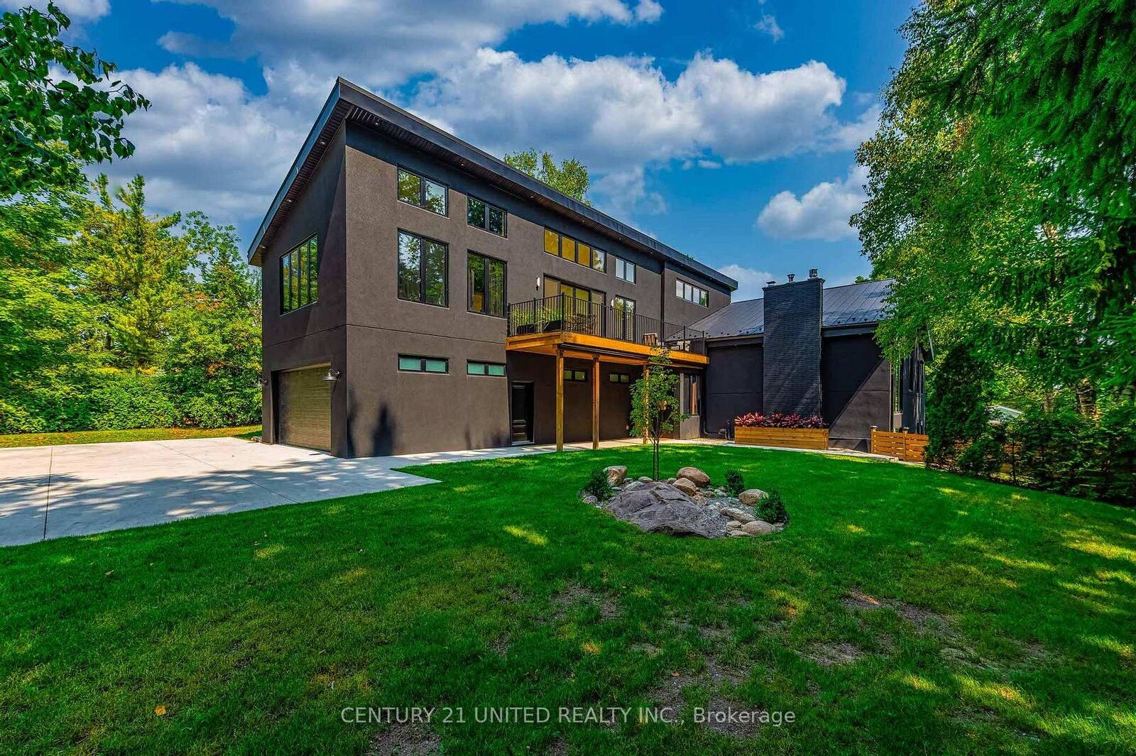 Photo de la propriété: 34 Edgewood Road ON K9J 6V8