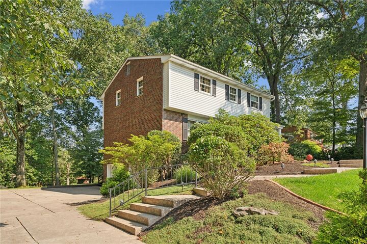 Property Photo:  3905 Glencoe Court  PA 15668 
