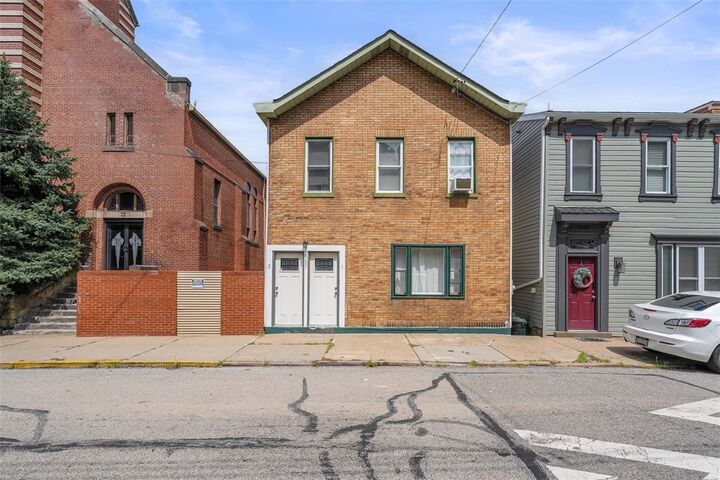 2307 Mission St  South Side PA 15203 photo