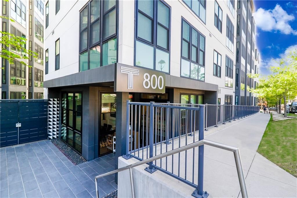 Property Photo:  800 Embassy Drive 202  TX 78702 